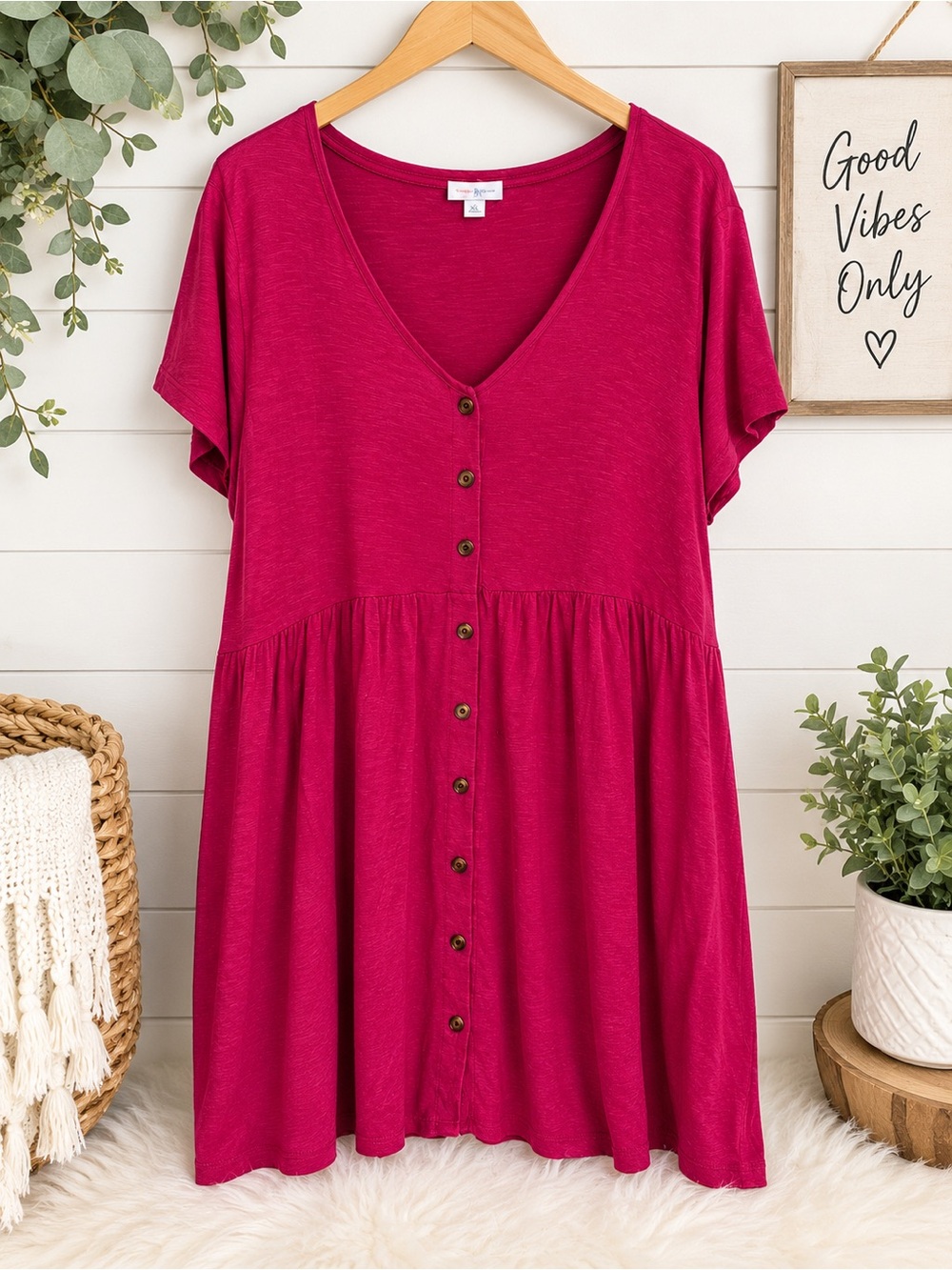 LuLaRoe Raspberry Button-Front V-Neck Tunic
